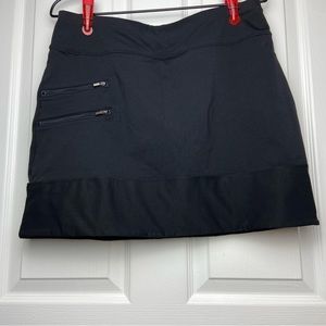 Athleta Black Tee Time Golf Skort with Three Zip Pockets Size M